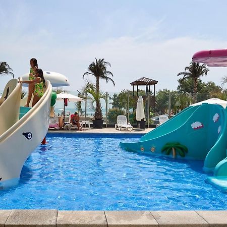 Fancy Apartment In Spa N Pool Beach Resort Mamaia Eksteriør billede