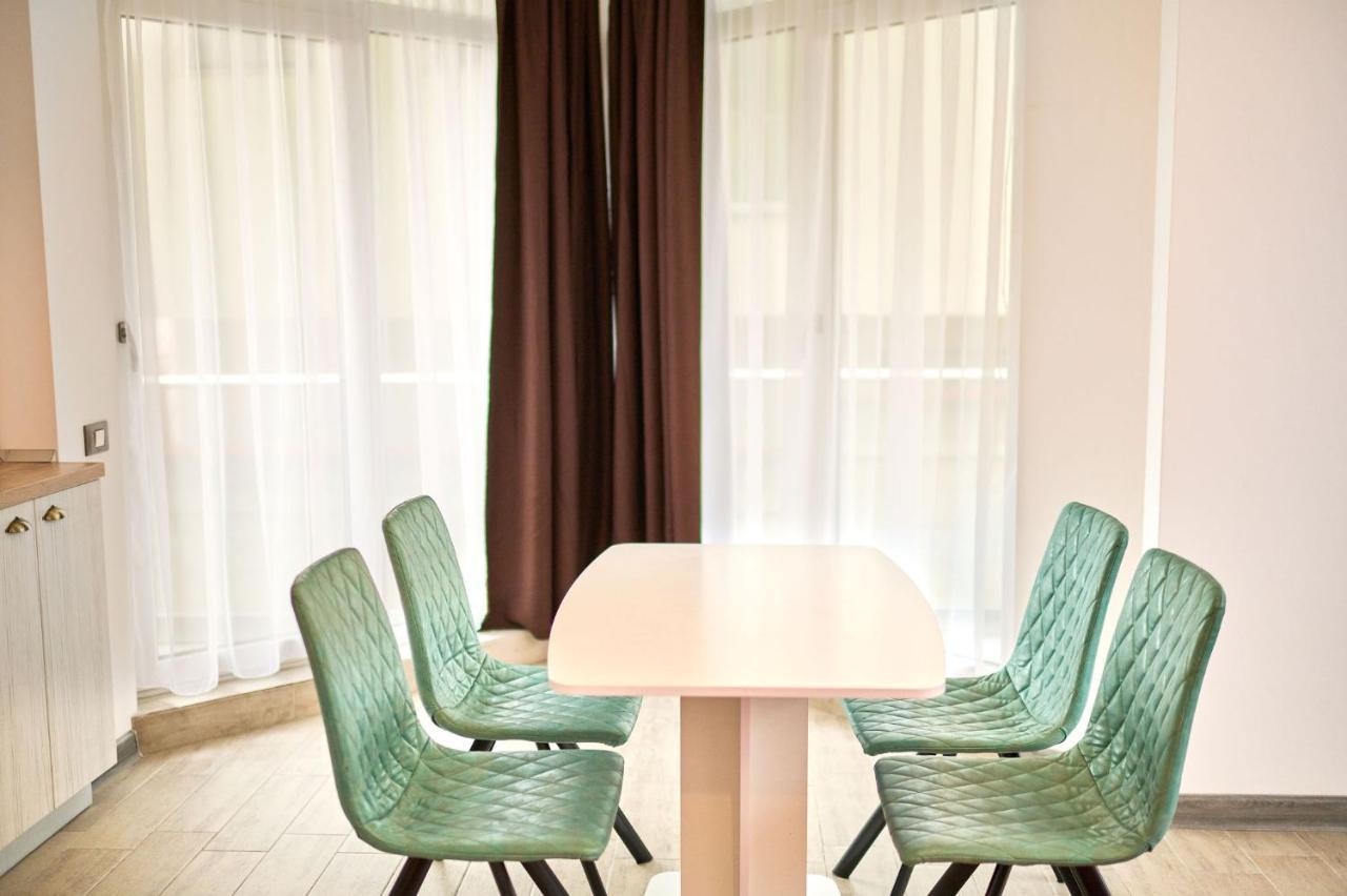 Fancy Apartment In Spa N Pool Beach Resort Mamaia Eksteriør billede